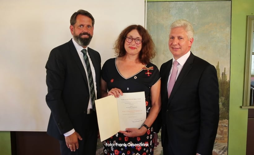 Federal Order of Merit for Monika Griefahn (with Olaf Lies and Rainer Rempe)
